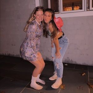 Meet your Posher, Cammy